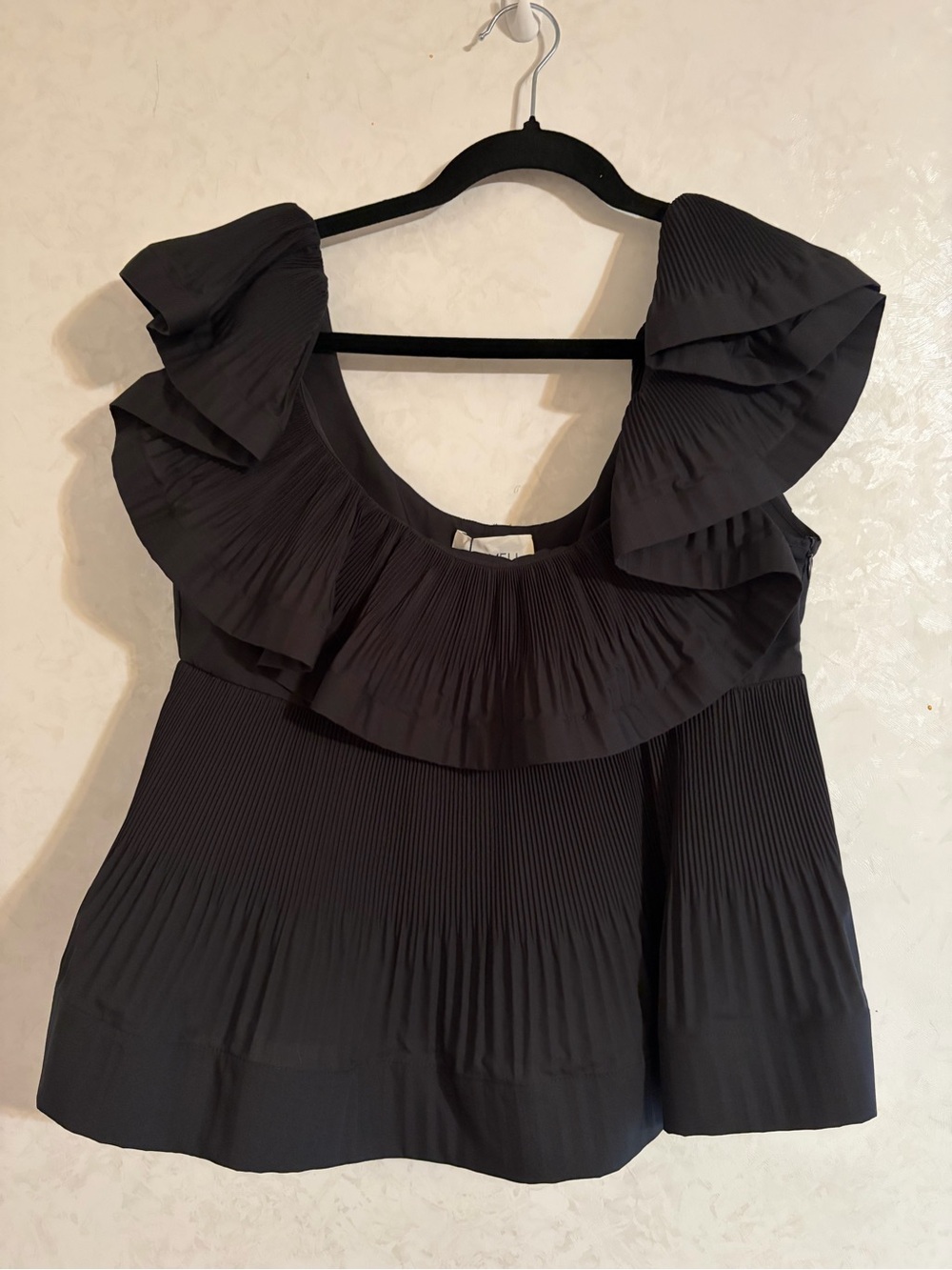 Meimeij Women's Black Ruffled Pleated Top